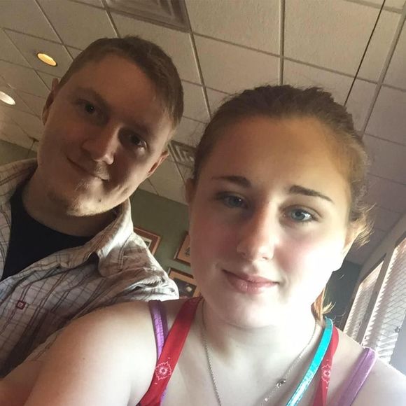 Meet your Posher, Hayley - Picture 1 of 1