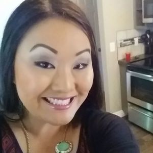 Meet your Posher, Alisa