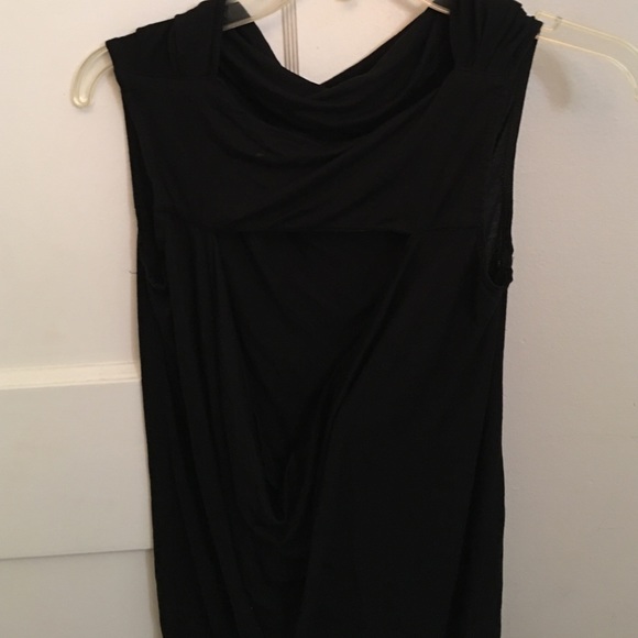 Open back top - Picture 2 of 2