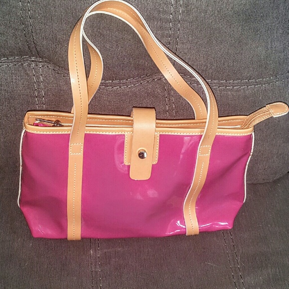 SOLD! Adorable! Pink 2 Piece Purse and Makeup Bag - Picture 3 of 5