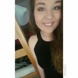 Meet your Posher, Whitney