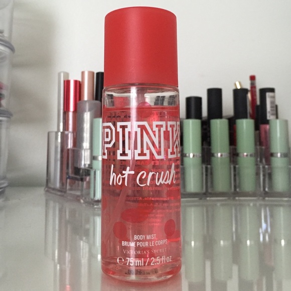 VS PINK hot crush body mist