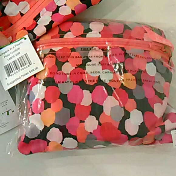 Vera Bradley backpack🔷 folds into a pouch! - Picture 4 of 4