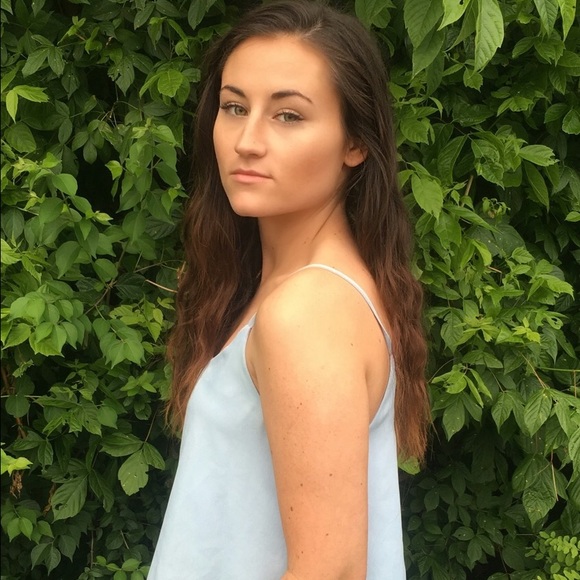 Meet your Posher, Ashley