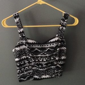 Aztec cropped tank