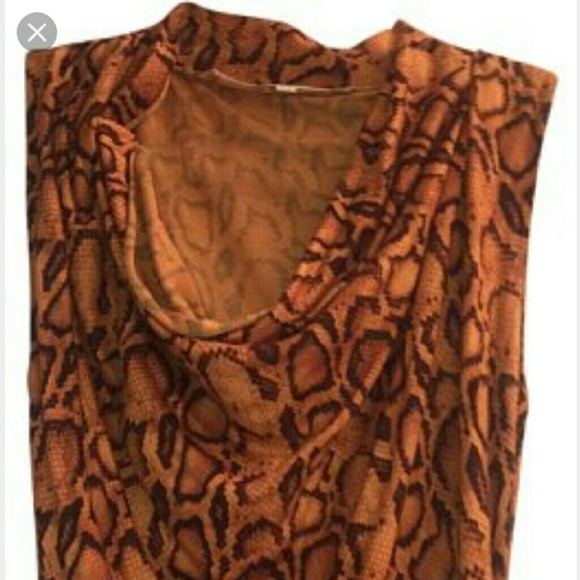 Dress - Picture 4 of 4