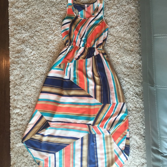 Colorful Maxi Dress - Picture 2 of 4