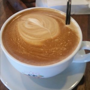 Meet your Posher, Lelioo