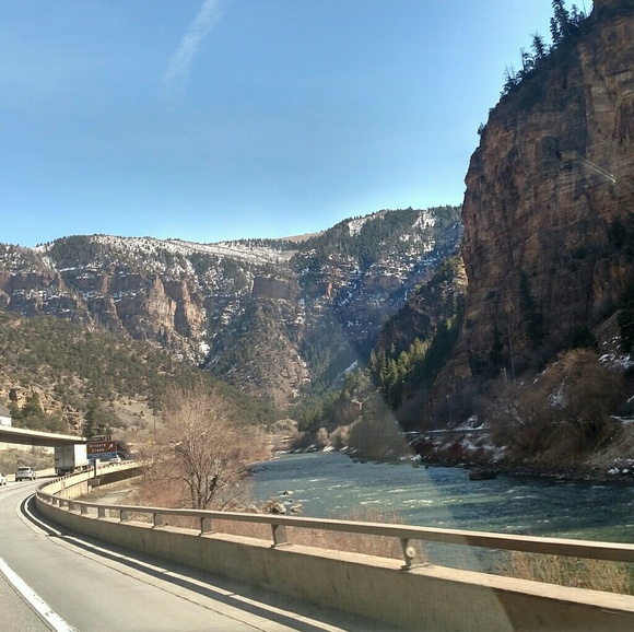 Meet your Posher, Mercedes - Picture 3 of 6