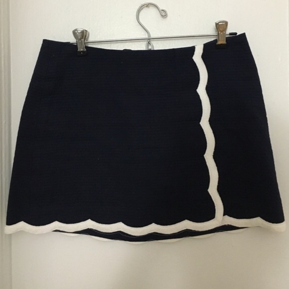 Lilly Pulitzer Michelina Skort - Picture 2 of 4