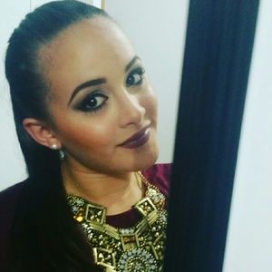 Meet your Posher, Karina