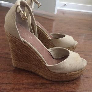Aldo wedges