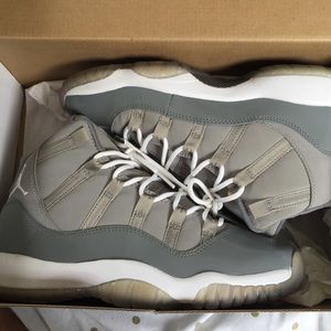 Cool grey Air Jordan 11 retro GS