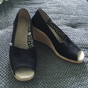 Black Toms wedges