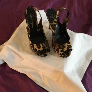 Size 10 Jessica Simpson leopard print heels