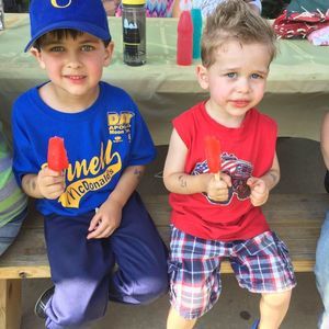 Meet your Posher, Lorie