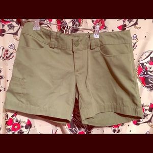 Under armour shorts sz 8