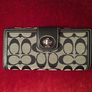 Coach Signature Collection Wallet