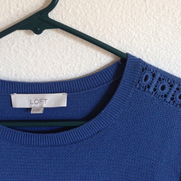 Loft blue sweater - Picture 3 of 4