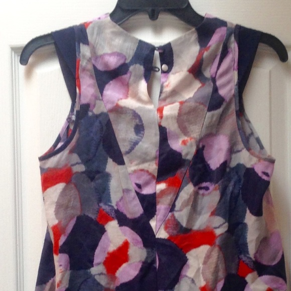 Simply Vera Abstract Tank - Picture 4 of 4