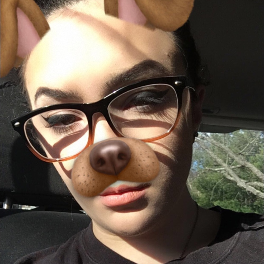 Meet your Posher, Francesca