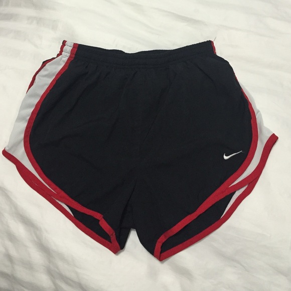 Nike shorts (norts) size sm!