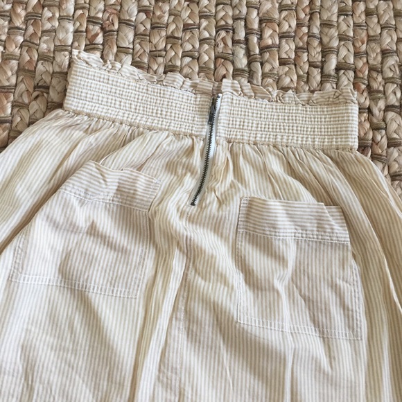 MADEWELL // skirt. Barely used. Size XS - Picture 2 of 3