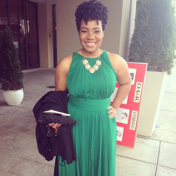 Meet your Posher, Connie - Picture 2 of 4