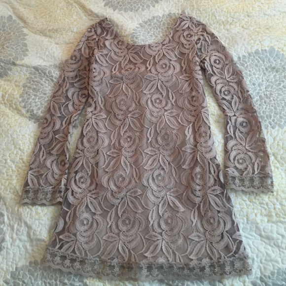 Lace shift dress