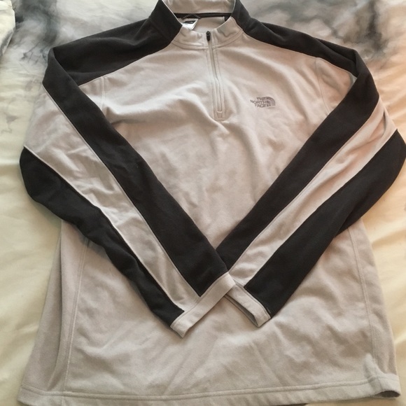 Men's cream and grey North Face fleece size medium