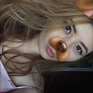 Meet your Posher, Karina