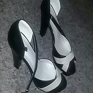 black and brown clog heels