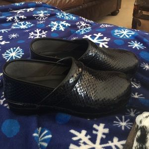 Dansko XP clogs- 41