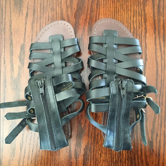 NWOT Steve Madden Plato Gladiator Sandal