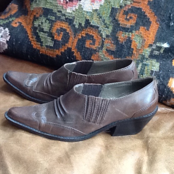 Matisse Brown All Leather Booties.