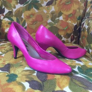 Hot Pink Vintage Pumps heels 80s