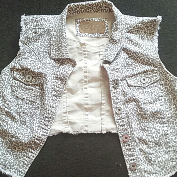 Cheatah print jean jacket