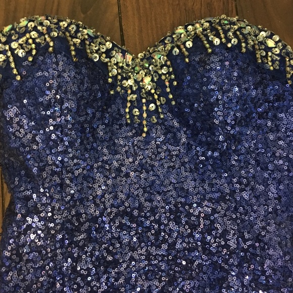 Homecoming/prom dress - Picture 2 of 3