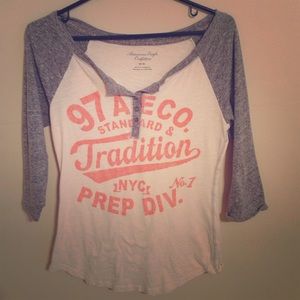 #6 🎉Gray/White Henley style tee AE