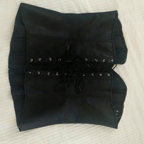 Sold on merc@ri Brand new Frederick's corset - Picture 4 of 4