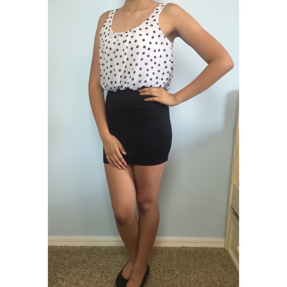 POLKA DOT BLACK AND WHITE DRESS - Picture 1 of 3