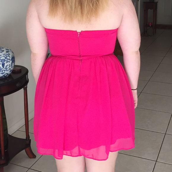 Dress - Picture 3 of 3