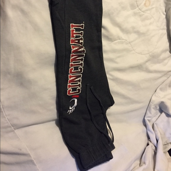 Cincinnati Bearcats flare sweat pants