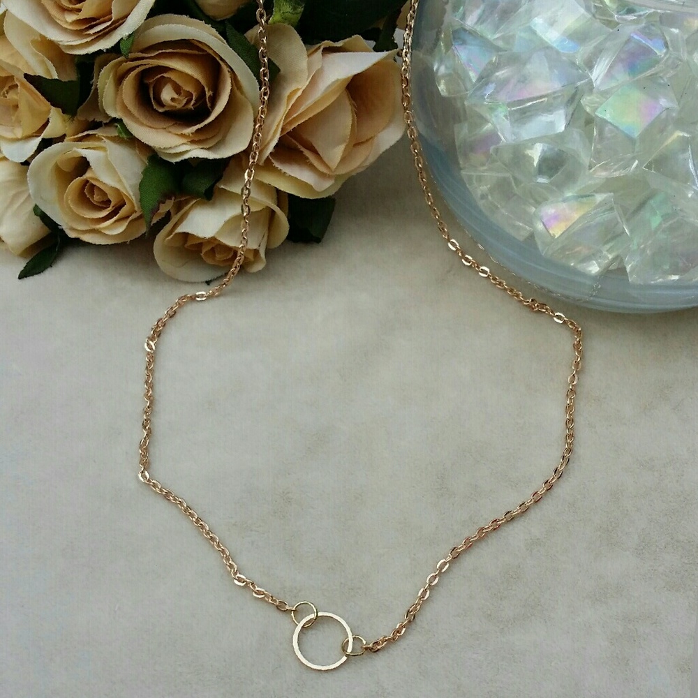 Minimalist Gold Circle Necklace - Picture 3 of 5