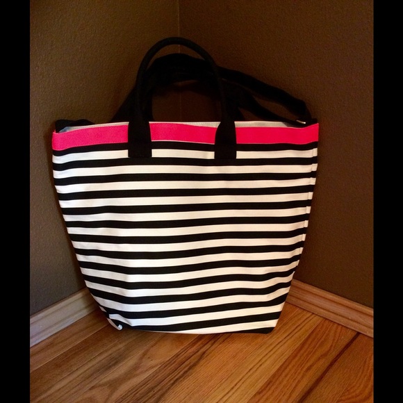 π2xHPπ Victoria's Secret bag - brand new. NWOT - Picture 2 of 4