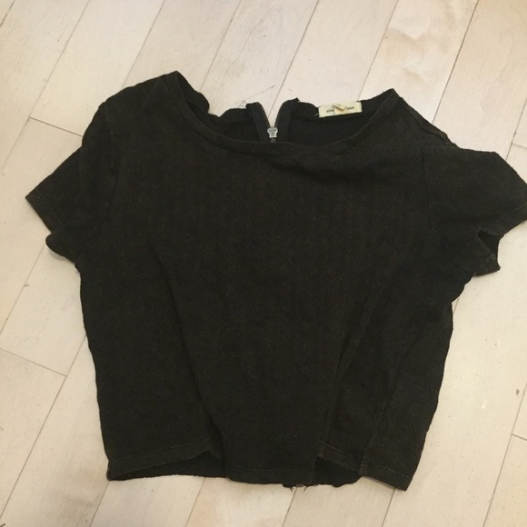 Silence & noise cropped tee