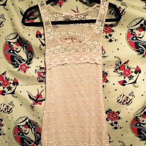 Body central sz small