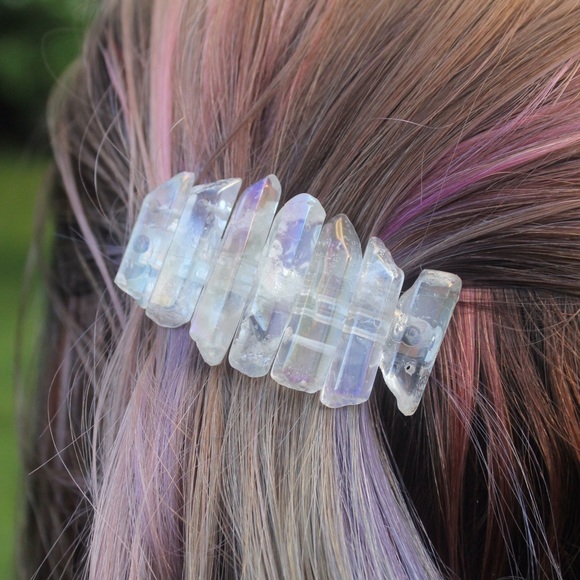 Aura Quartz Hologram Crystal Barrette β¨ - Picture 3 of 4