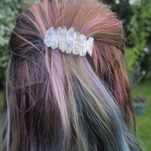 Aura Quartz Hologram Crystal Barrette β¨ - Picture 4 of 4