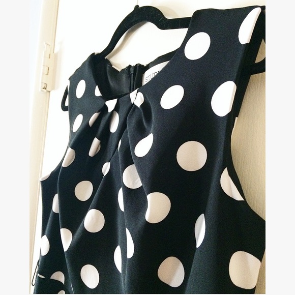 Studio I classy polkadot dress - Picture 3 of 5